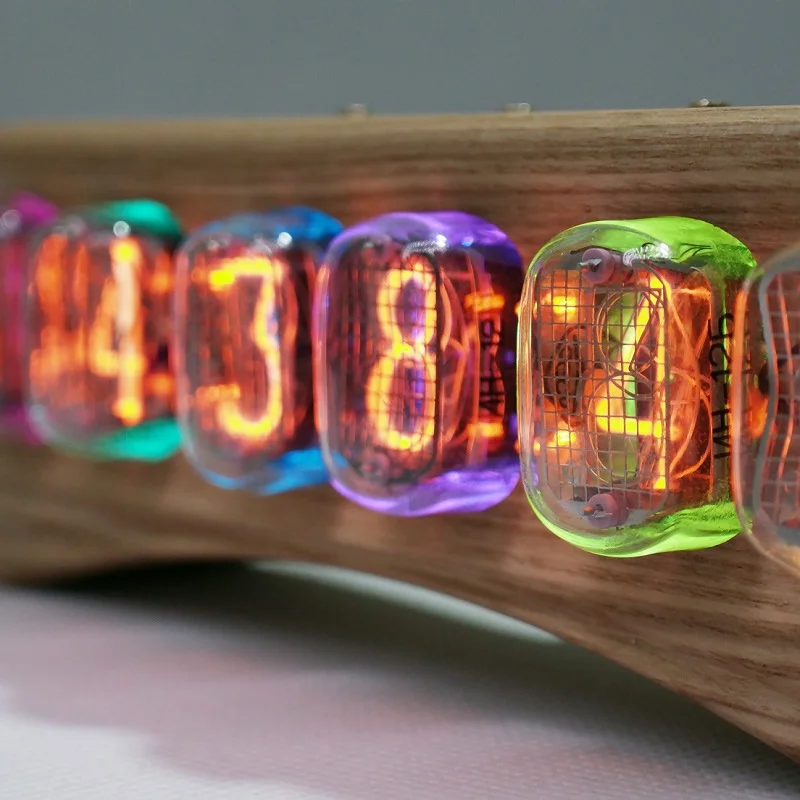 

Cool! Former Soviet Union IN12 glow tube, tube clock, solid wood, clear display, beautiful appearance