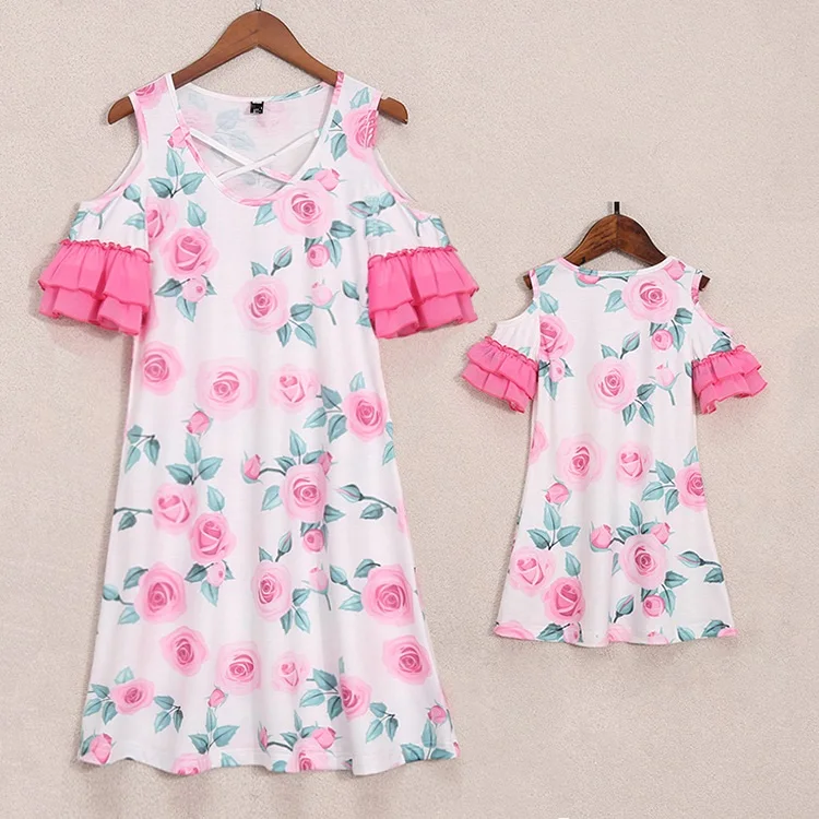 

family look mother daughter dress off shoulder ruffled sleeve mommy and me matching dresses clothes mom mum and baby's outfits