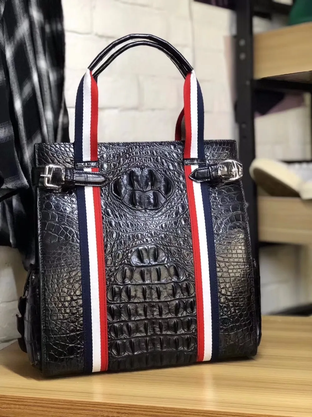 

Fashion Chic Striped Designer Genuine Crocodile Leather Man Men Top-handle Bag Exotic Alligator Skin Male Flap Pocket Handbag
