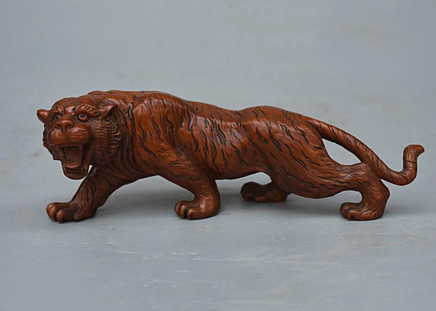 7" Chinese Folk Feng Shui Boxwood Carved Evil Animal Roars Tiger King