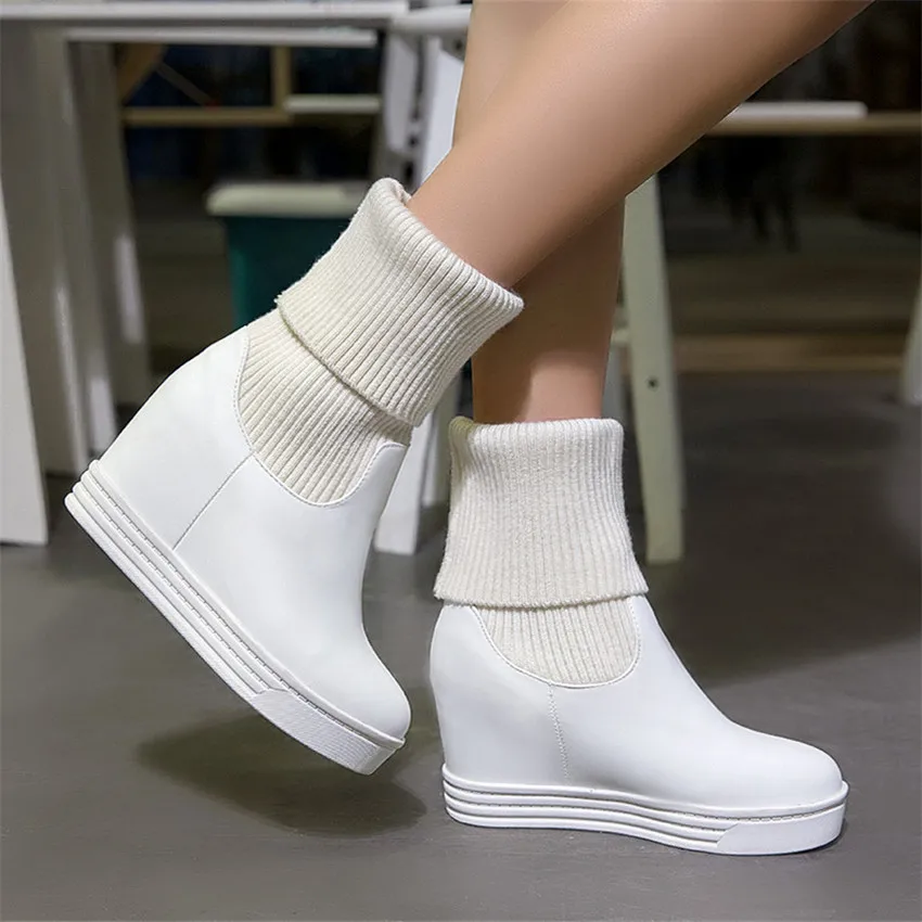 

Autumn Winter Women Ankle Snow Boots Wedge Height Increasing Woman Short Boots High Quality Plus Size 34 - 40 41 42 43 botas