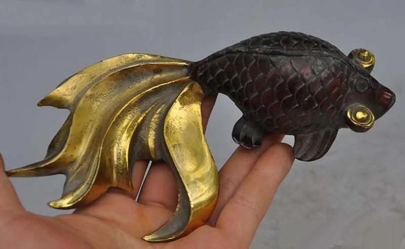 

Lucky Old Chinese Feng Shui Bronze Gilt wealth Goldfish Fish Auspicious Statue
