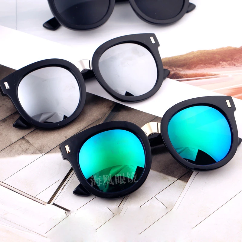 

2019 Anti-Reflective Child UV protection Fashion Rivets Sunglasses Boys Girls Kids oculos de sol Cool children glasses N705