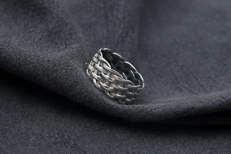 2634367148_2092824473