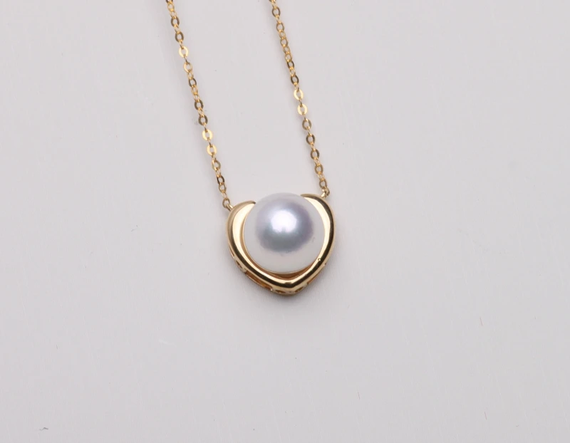 

Yoshow/ Yu show Jane Eyre 7.5-8mm Japan Akoya sea pearl necklace 18K gold love