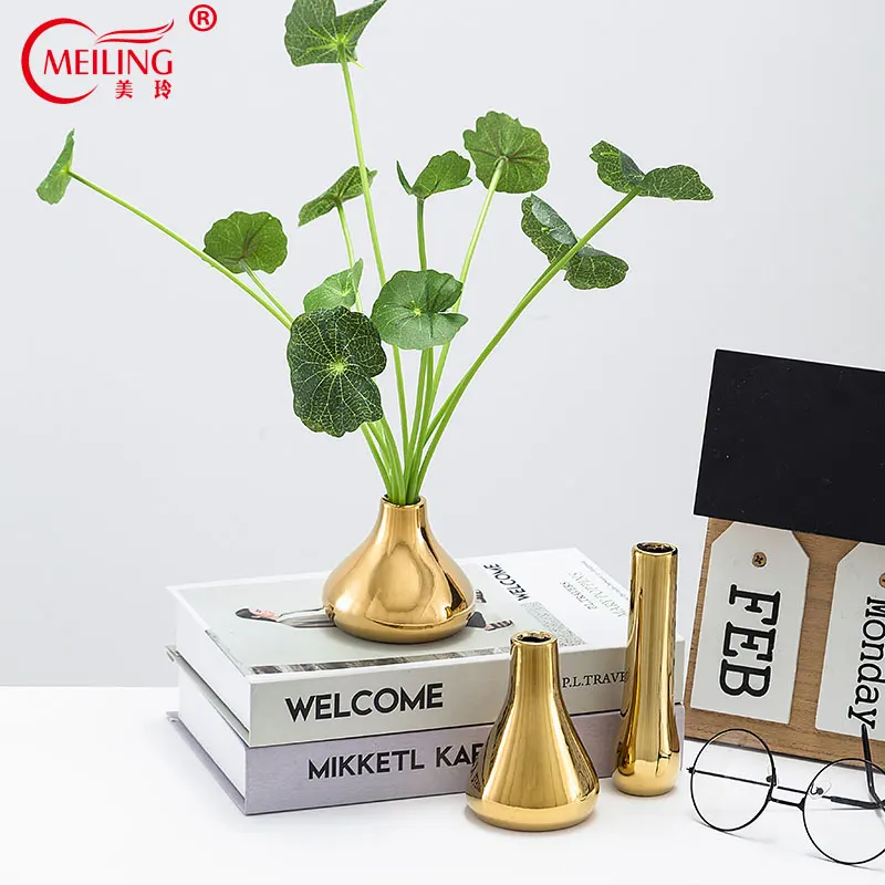 

Gold Small Flower Vase For Decoration Home Creative Ceramic Vases Filler For Office Desktop Restaurant Hotel Vanity Housewarming