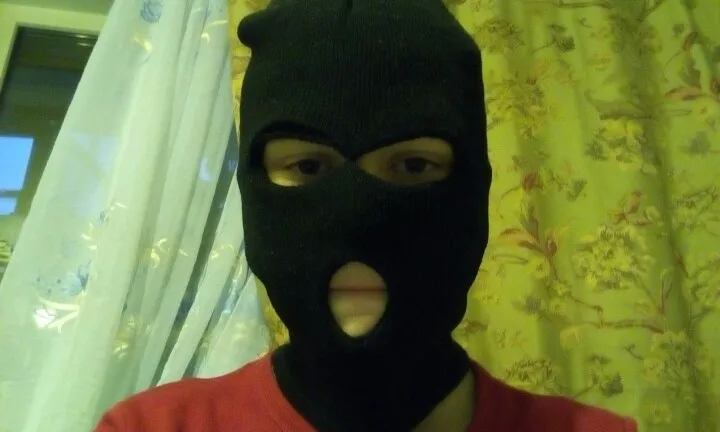 UTB8YbBSj9nEXKJk43Ubq6zLppXae