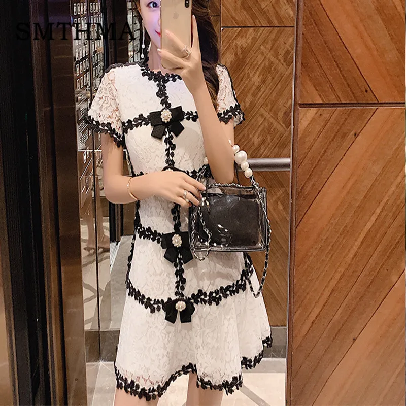 

SMTHMA 2019 New Fashion Summer beach dress black and white lace flower dress round neck short sleeve bow buttons mini dress