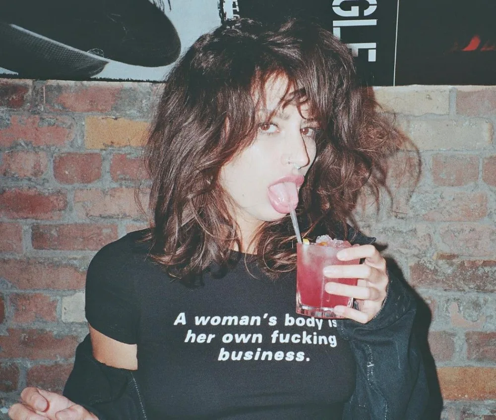 

A Woman's Body Is Her Own business Women T shirt Cotton Casual Funny Shirt For Lady Top Tee Tumblr Hipster Drop Ship NEW-104