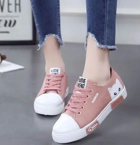 

Women Flat Cartoon Canvas Shoes 2018 New Summer White Lace Up Student Board Shoes Ladies Casual Shoes Female Sneakers