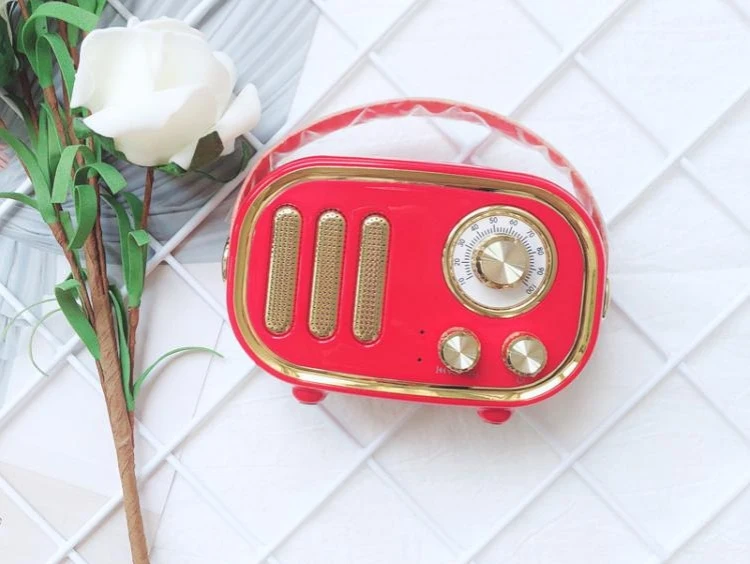 Retro pop portable bluetooth speaker radio lasts