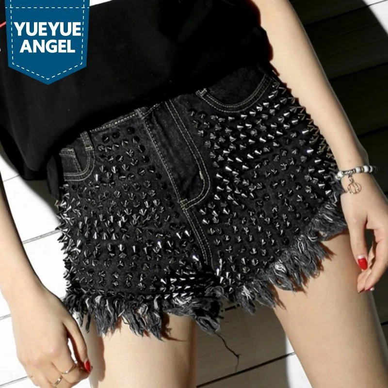 

2019 Fashion Women Casual Punk Jeans Shorts High Waist Rivet Denim Shorts Ladies Button Tassel Ripped Loose Shorts Streetwear