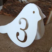 Пользовательские птицы устойчивая настольные номера на день рождения свадебные Плакаты для детского душа Свадебные вечерние сидящий Эскорт карточки с именем