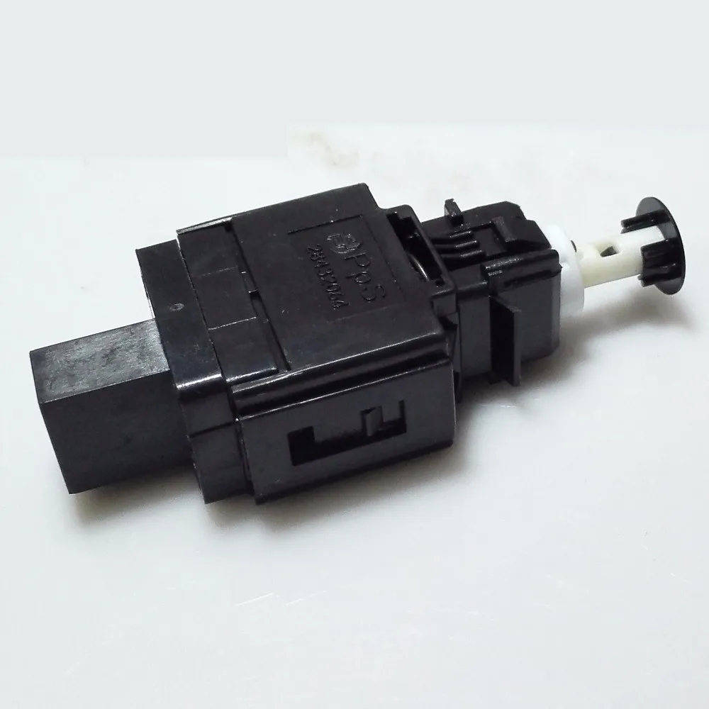 For VOLVO S60 S80 V70 XC70 XC90 1997 2011 Brake Light Switch OEM 8622064in Car Switches