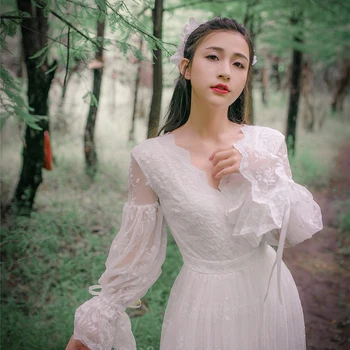 

2019 New Women Long Dress Royal Embroidery Sleepwear Vintage Nightgowns Cotton Sleepwear Ladies Nightgown Cotton Nightdress
