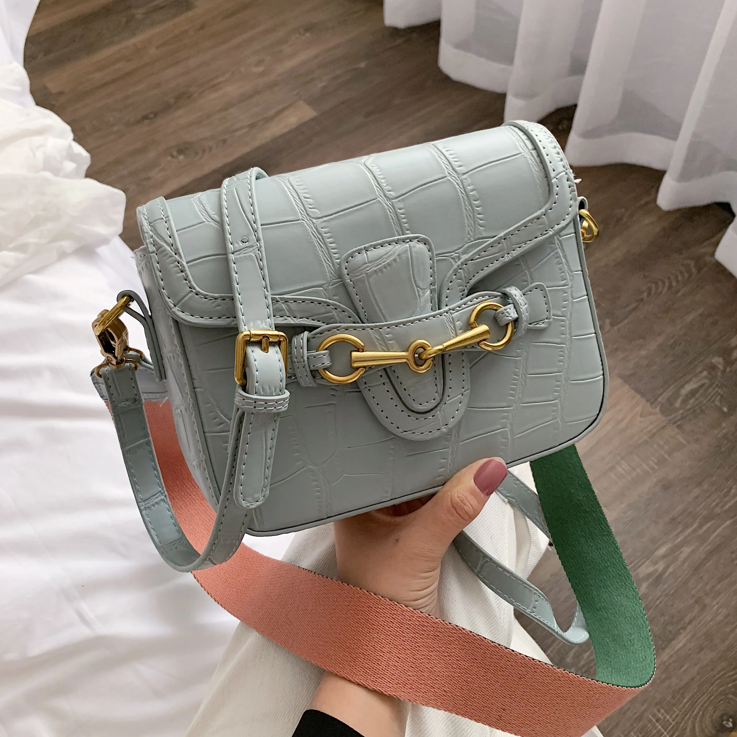 

fresh Brand Designer Woman 2019 New Fashion Chain Crocodile Messenger Bag Shoulder Bag Female Candy colors Square PU Handbag