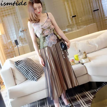 

Black 2 Pieces Set Women's Skirt Sets 2018 New Women Summer Flower Tops V Neck Blouse Mesh Pleated Maxi Skirt Twin Set