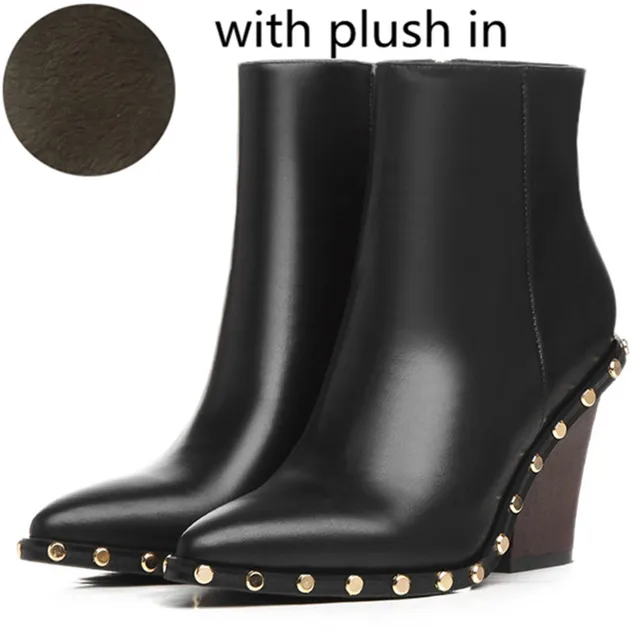 boots with metal soles