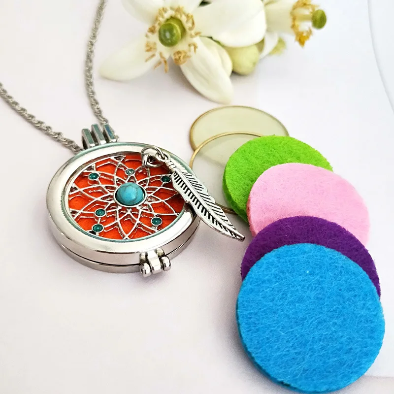 Qevila Necklace Jewelry Aroma Diffuser life Tree Necklace Open Lockets Bohemia Pendant Perfume Oil Locket 5pcs Oil Pads as Gift (5)