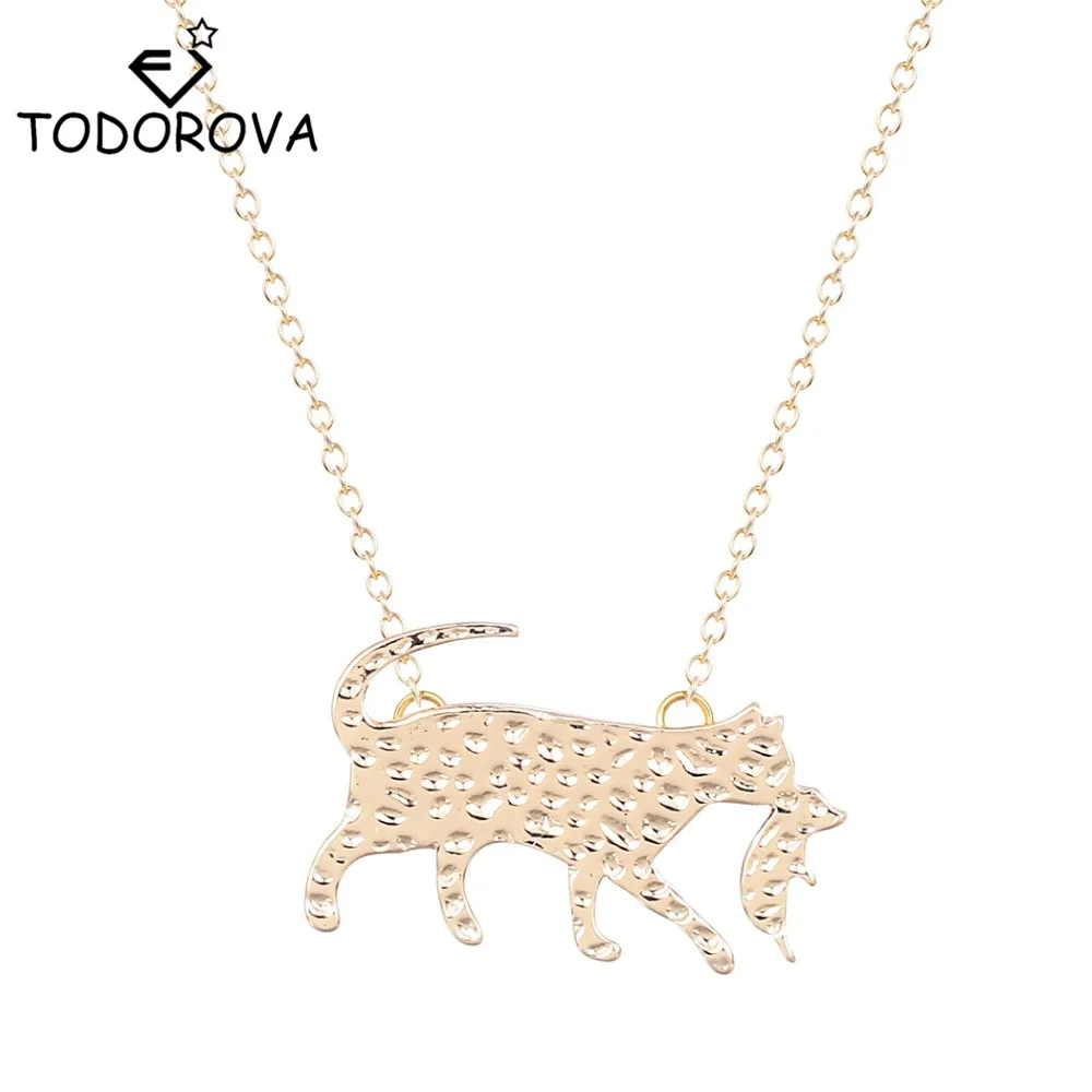 

Todorova Mon Cat Necklace