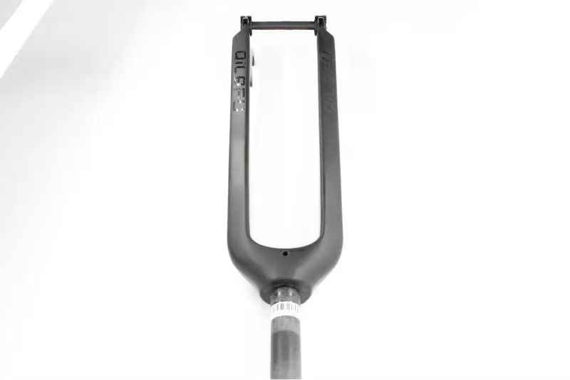 Новейший QILEFU 26 и 29 дюймов горный велосипед полностью из углеродного волокна, велосипедный дисковый тормоз, жесткая передняя вилка MTB 26er 29er светильник