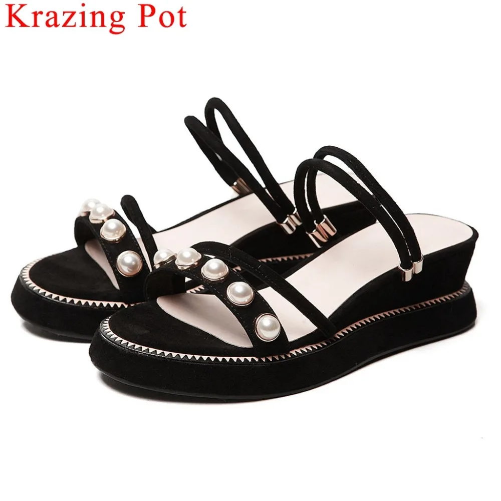 

Krazing Pot young girls natural leather pearls decoration slip on women sandals flat platform peep round toe summer mules L61
