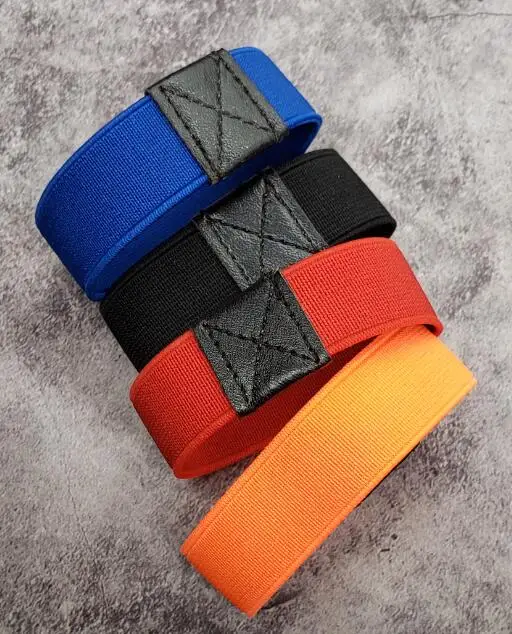 Elastic band fixation for the carbon aluminum credit card holder more