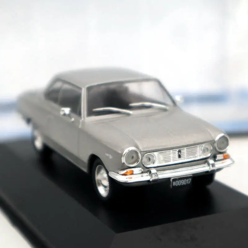 IXO Altaya 1:43 IKA Torino 380 W 2 Puertas 1967 серебряные литые модели Коллекция ограниченного