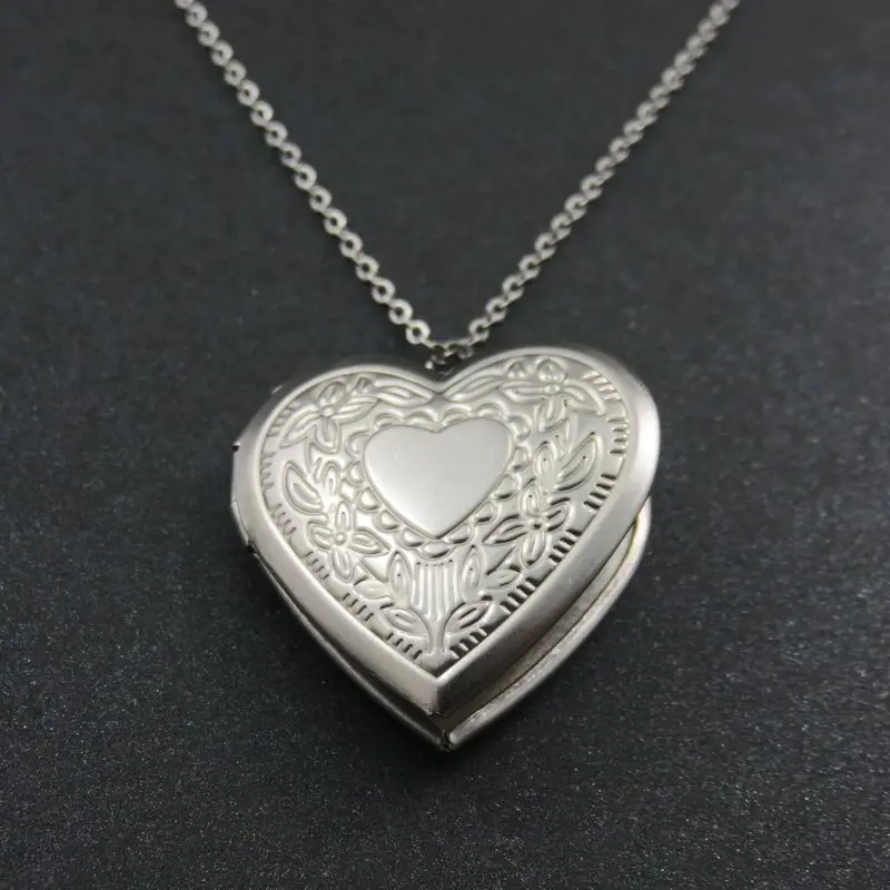 Can Open Lover Heart Photo Frames Locket Engraved Peach Heart Pendant