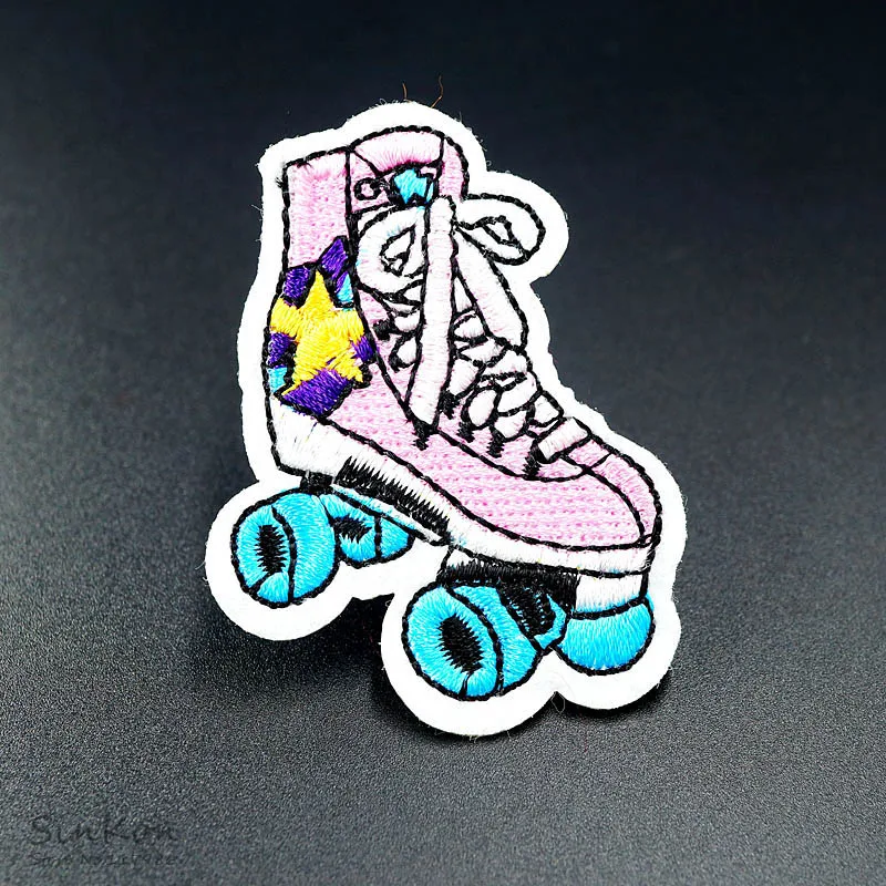 

Skates (Size:4.5X5.8cm) Embroidered Patch Iron On Sewing Applique Badge Clothes Stickers Apparel Garment Accessories
