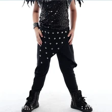 Модная новинка сезона Узкие повседневные 3 цвета детские брюки Одежда для сцены производительность заклепки шаровары Штаны для детей Джаз Хип-хоп костюм