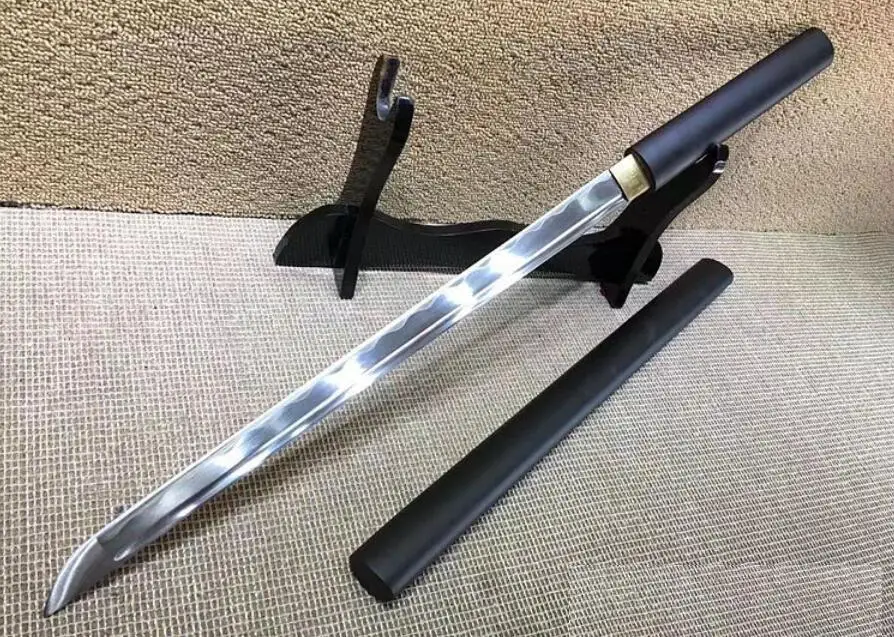 1281