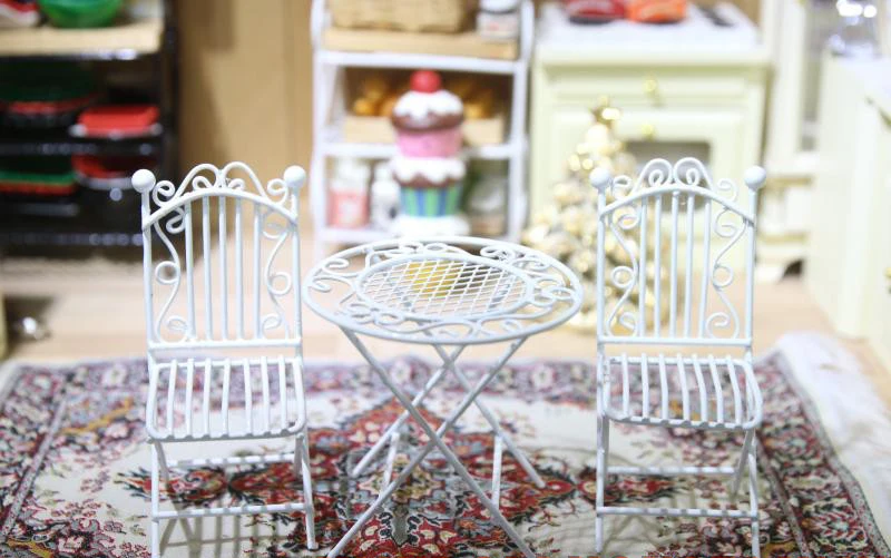 G10-X008 children baby gift Toy 1:12 Dollhouse mini Furniture Miniature rement accessories iron white table chair 3pcs/set