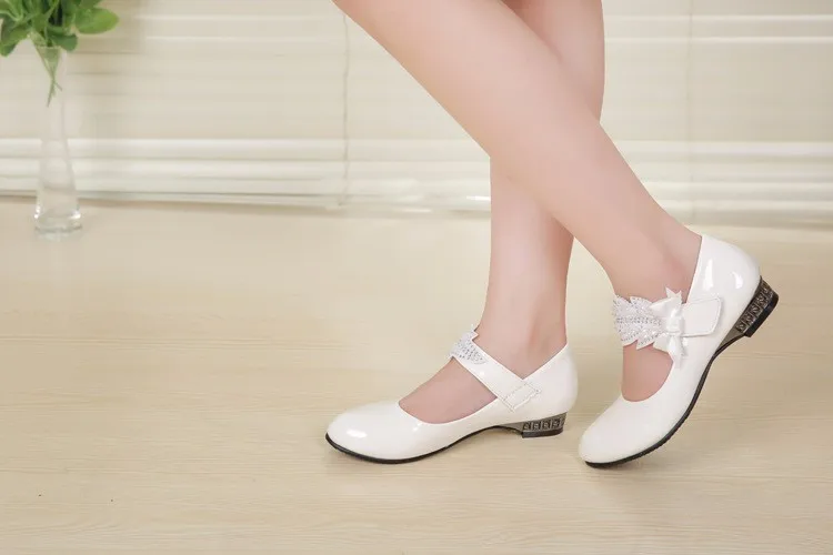 QGXSSHI/ г. Новая детская кожаная обувь для девочек, Студенческая модная обувь для выступлений брошь из горного хрусталя для девочек танцевальная обувь