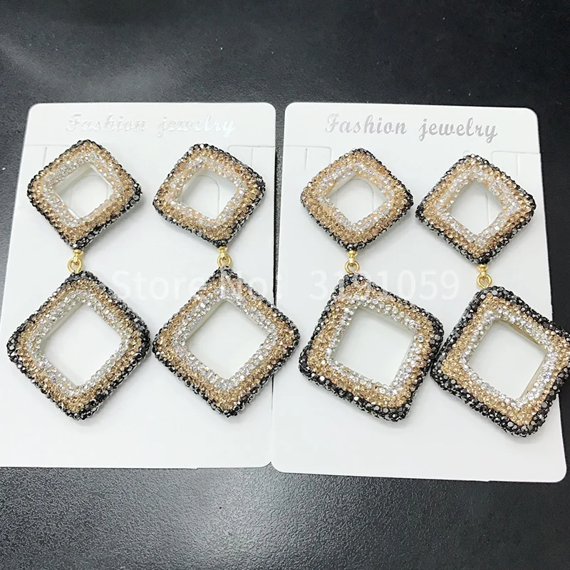 

2018 square long female shell earrings