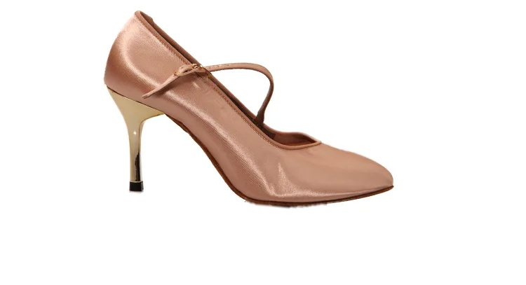 20161103_103000_004Ballroom Latin Dance shoes Soft Bottom girl Sports Shoes Modern Jazz shoe for Women for satin Feel fine BD138 Hot