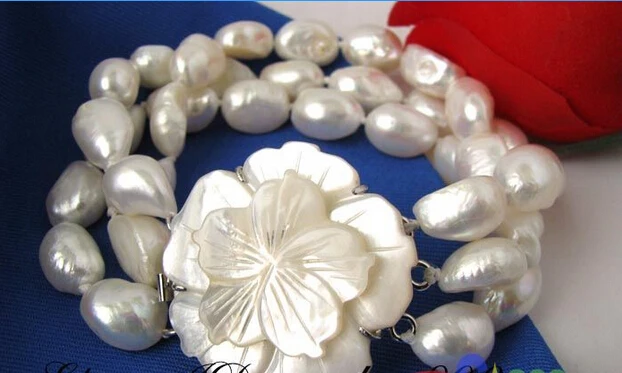 

Free shipping >>>>>>8" 14MM BAROQUE WHITE FRESHWATER PEARL BRACELET BANGLE