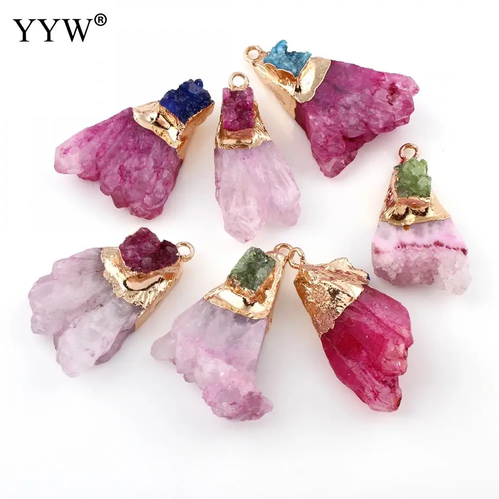 

5Pcs/Bag Ice Quartz Agates Pendant Gold Filled Pink Red Color Natural Crystal Stone Druzy Pendant For Necklace Jewelry