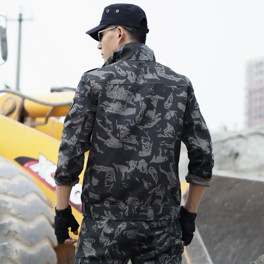 multicam tracksuit