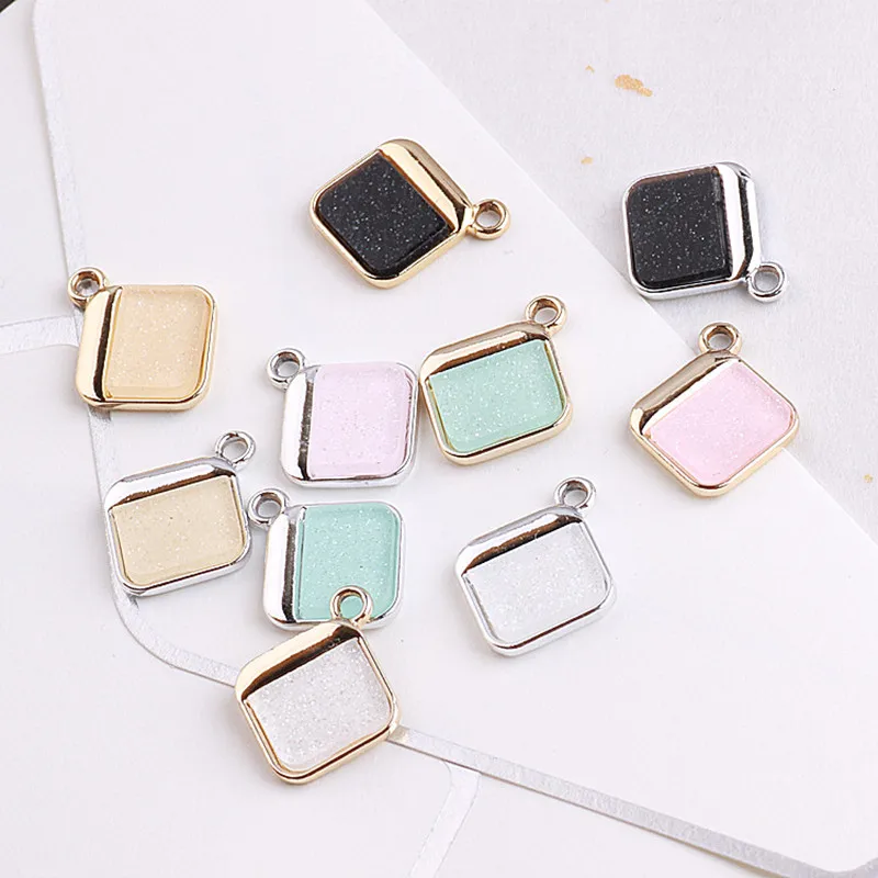 

Mini Order 5PCs Gold Silver Tone Alloy DIY Jewelry Charms Glitter Acrylic Plastic Decorated Square Ornament Accessories Pendants