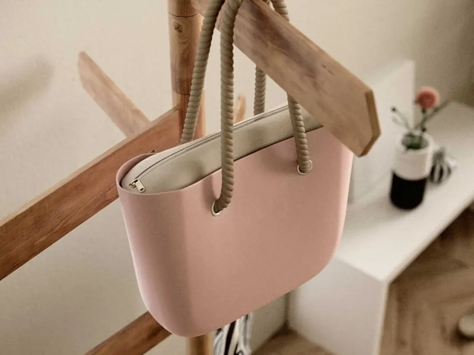 O bag in Bordeaux with Rope Handles 2