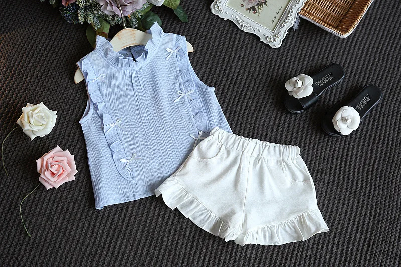 

The new summer 2017 girls chiffon two-piece outfit Children's pure color sleeveless suit fold1526223137