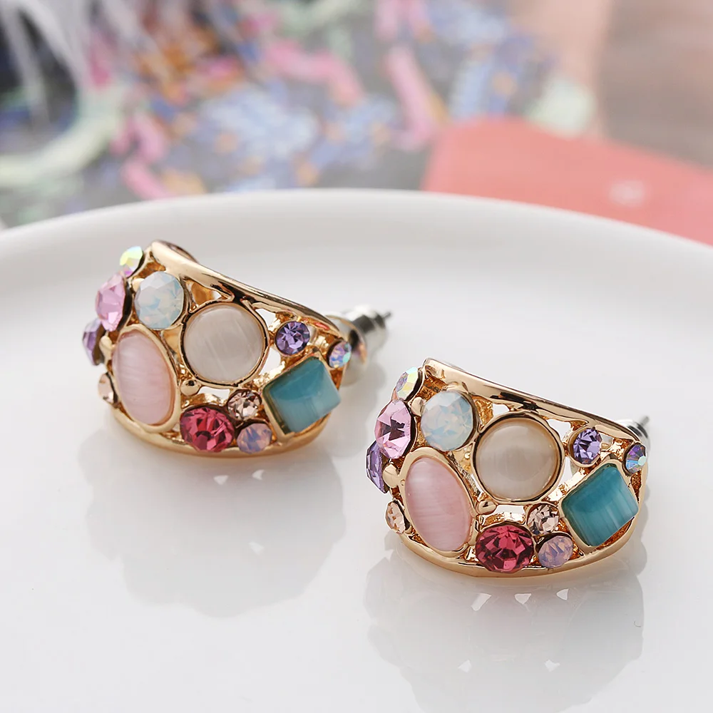 

1 Pair New Fashion Colorful Rhinestone Opal Stud Earrings Style New Hollow Out Earrings Nice Gift Hot Selling