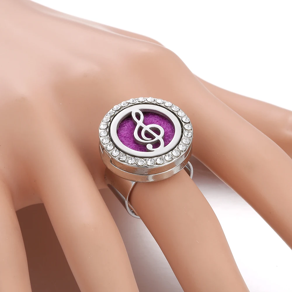 

2019 New Fashion Musical Note Hollow Adjustable Aromatherapy Locket Crystal Ring Essential Oil Scent Locket Open Rings with Pad