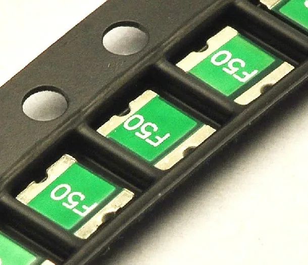 100PCS/LOT 1210 SMD resettable fuse, fuse PPTC PSMD050 16V 0.5A photo