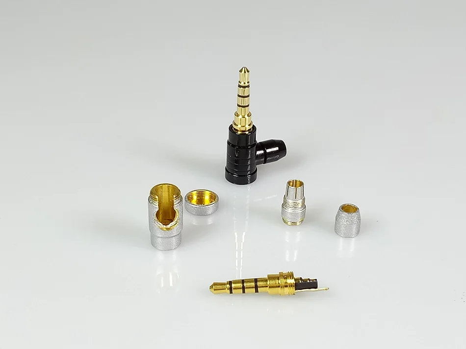 4 Poles Stereo 3.5mm Connector