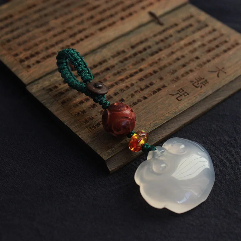 

Peaceful wishful lock chalcedony baby lock car key pendant jade key ring U disk pendant remote control key chain