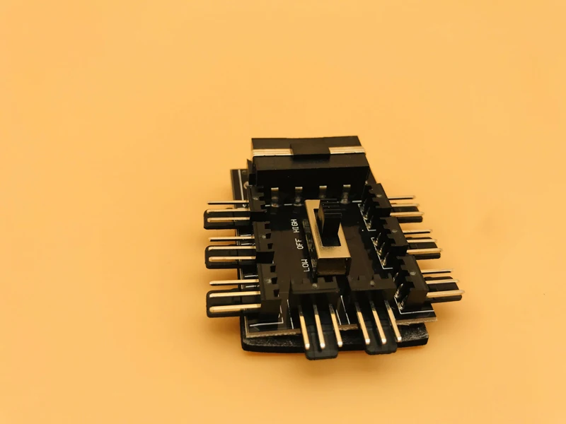 PC 1 to 8 4Pin Molex Cooler Cooling Fan PWM 3Pin Power Hub Splitter Cable Supply Speed Controller Adapter For BTC Miner Mining PC 1 to 8 4Pin Molex Cooler Cooling Fan PWM 3Pin Power Hub Splitter Cable Supply Speed Controller Adapter For BTC Miner Mining