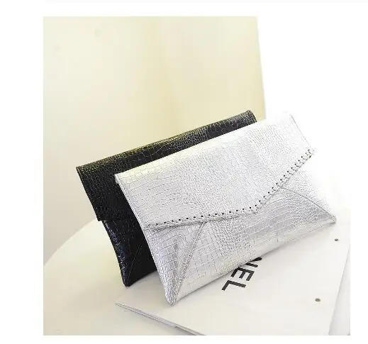 

XZ26 2019 hotfashion serpentine pattern silver day clutch envelope women's handbag fashion for Crocodile shoulder bag