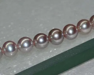 

Natural Silver Purple AAA 7mm Very Light Round Freshwater Pearl